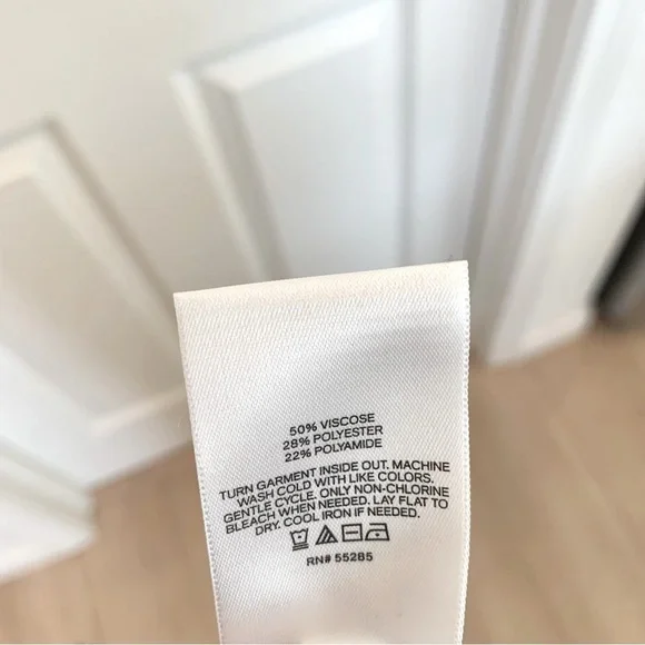 [🌟 PRICE FIRM] EXPRESS Black Pleated Open-Back Sweater Dress Extra Small XS - Picture 15 of 15